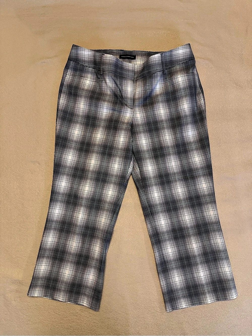 Express Plaid Wide Leg Pants in Gray & White Size 10